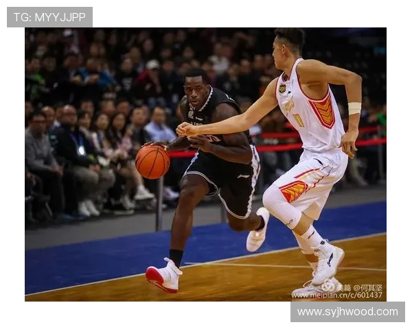 全新视角解读篮球赛事热点评论与赛场瞬间精彩分析 - 副本 (2) - 副本